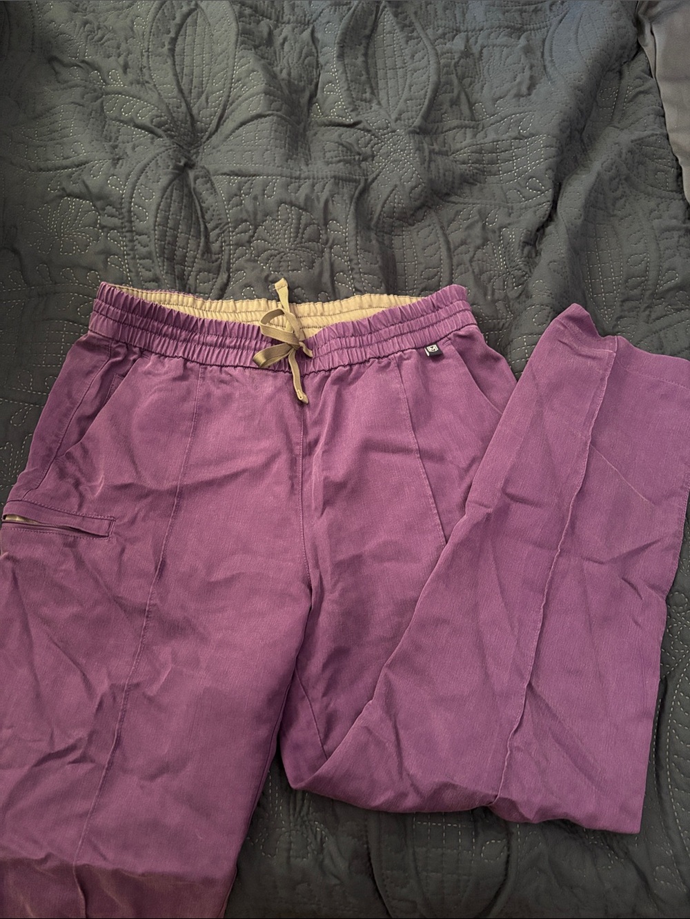 Mediclo purple scrub pants